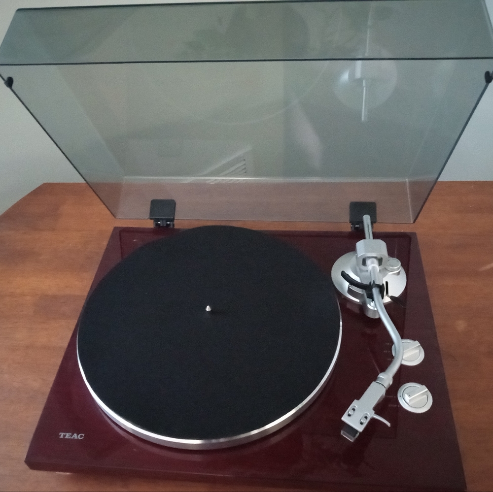 Teac turntable in excellent condition